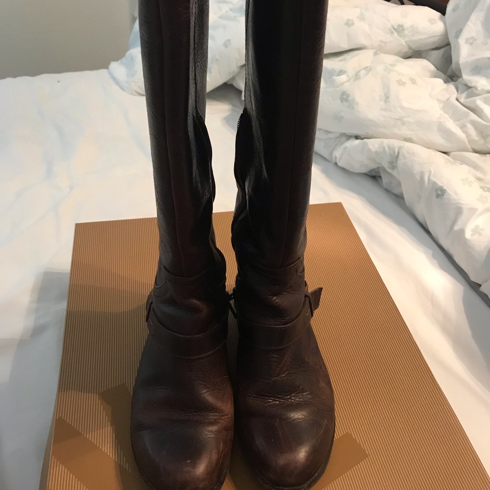 Distressed look UGG RIDDING BOOTS - Picture 7 of 8
